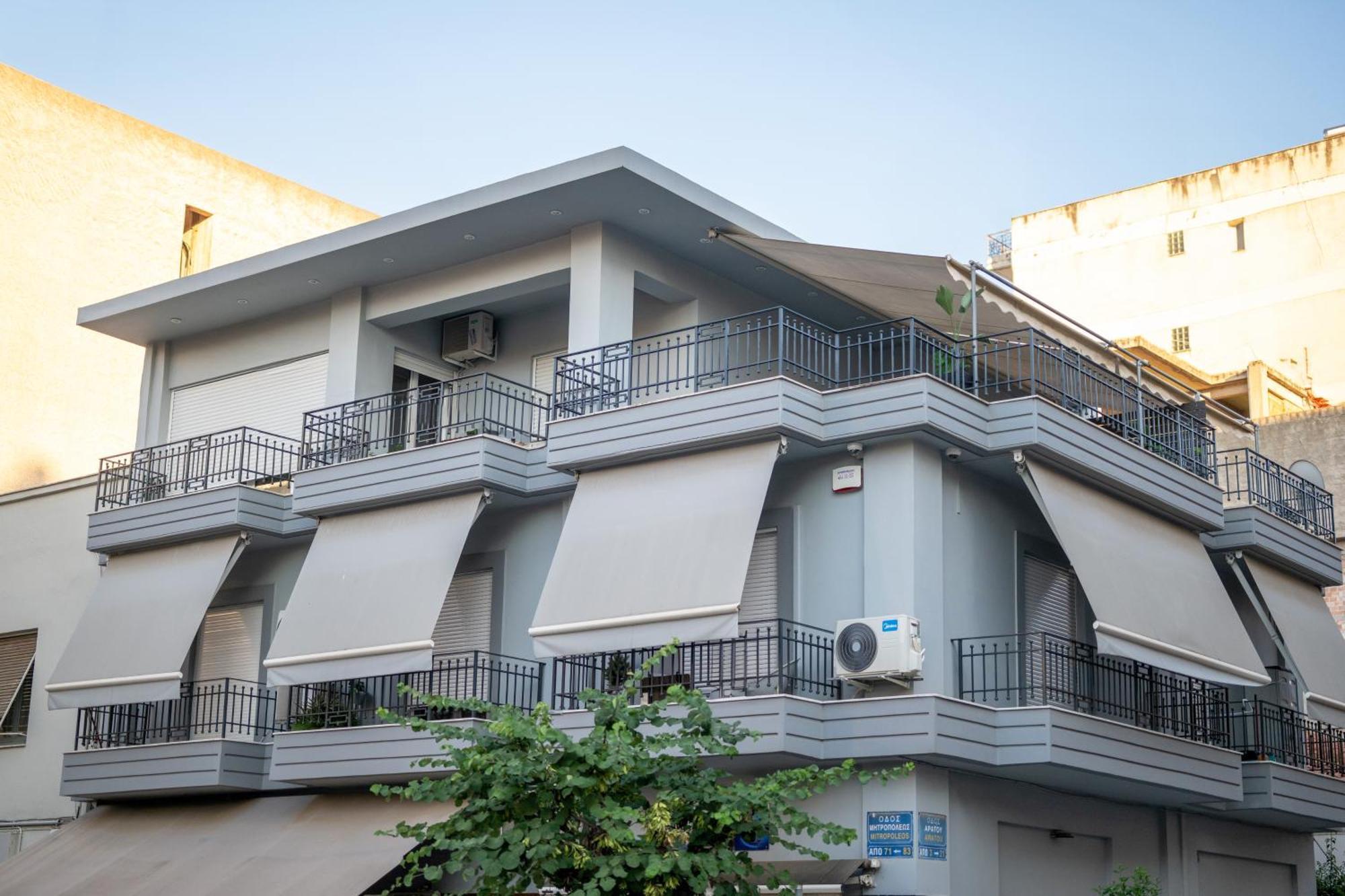Il Centro Apartment Aigio Exteriör bild
